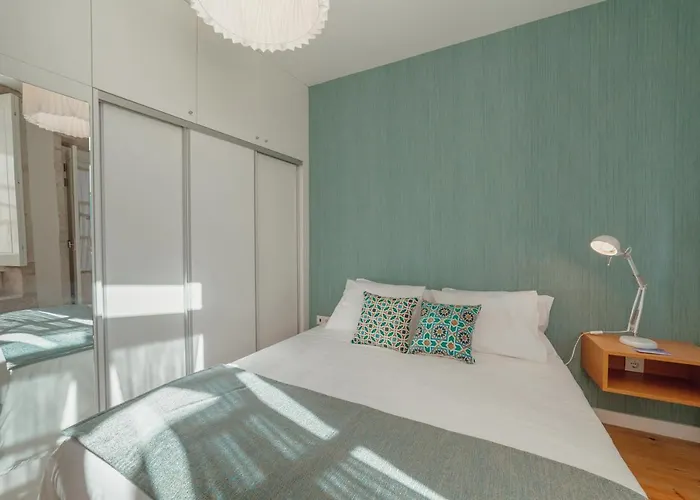 River Eyes 포르투